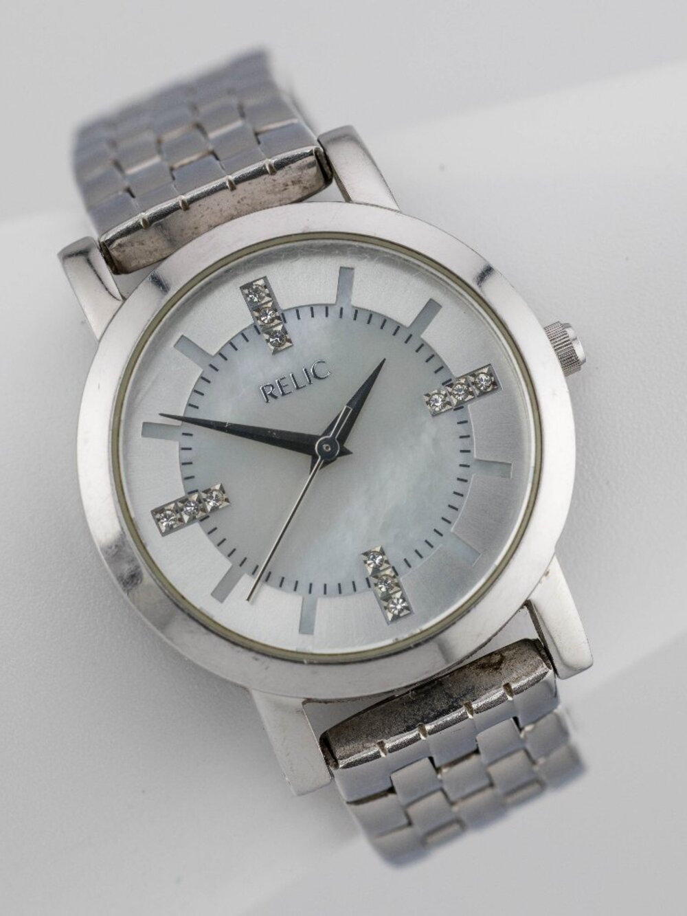 Relic ZR11637 Silver Tone MOP Crystal Quartz Analog Women's Watch New Battery